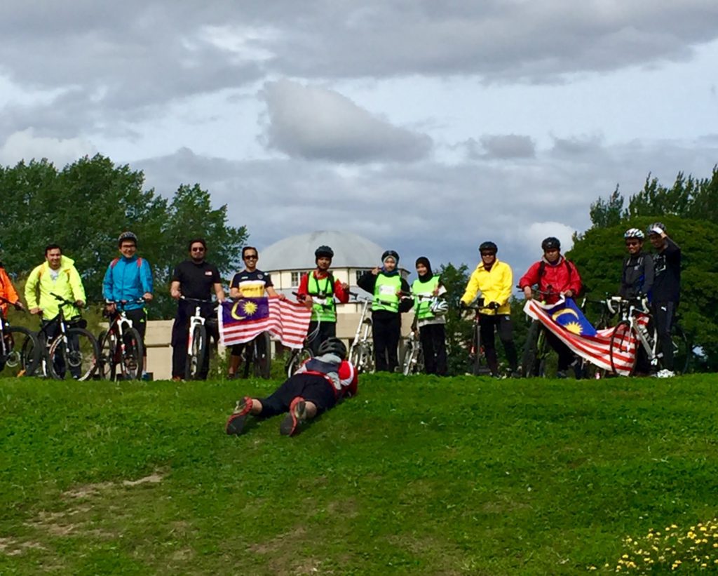 Cycling in Exhibition Park